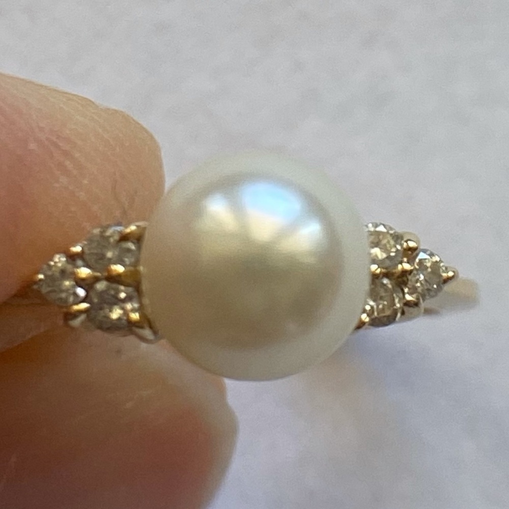 Cultured Pearl and Diamond SOLID 14K Yellow Gold Ring